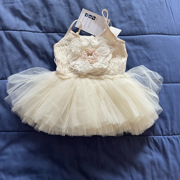Ooh!La La!Couture Ivory baby girl dress - Picture 7 of 7